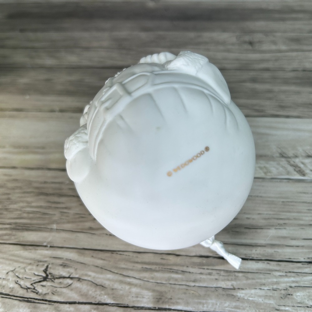 Wedgwood Christmas Ornament Puffed Santa White Holiday - Picture 6 of 9